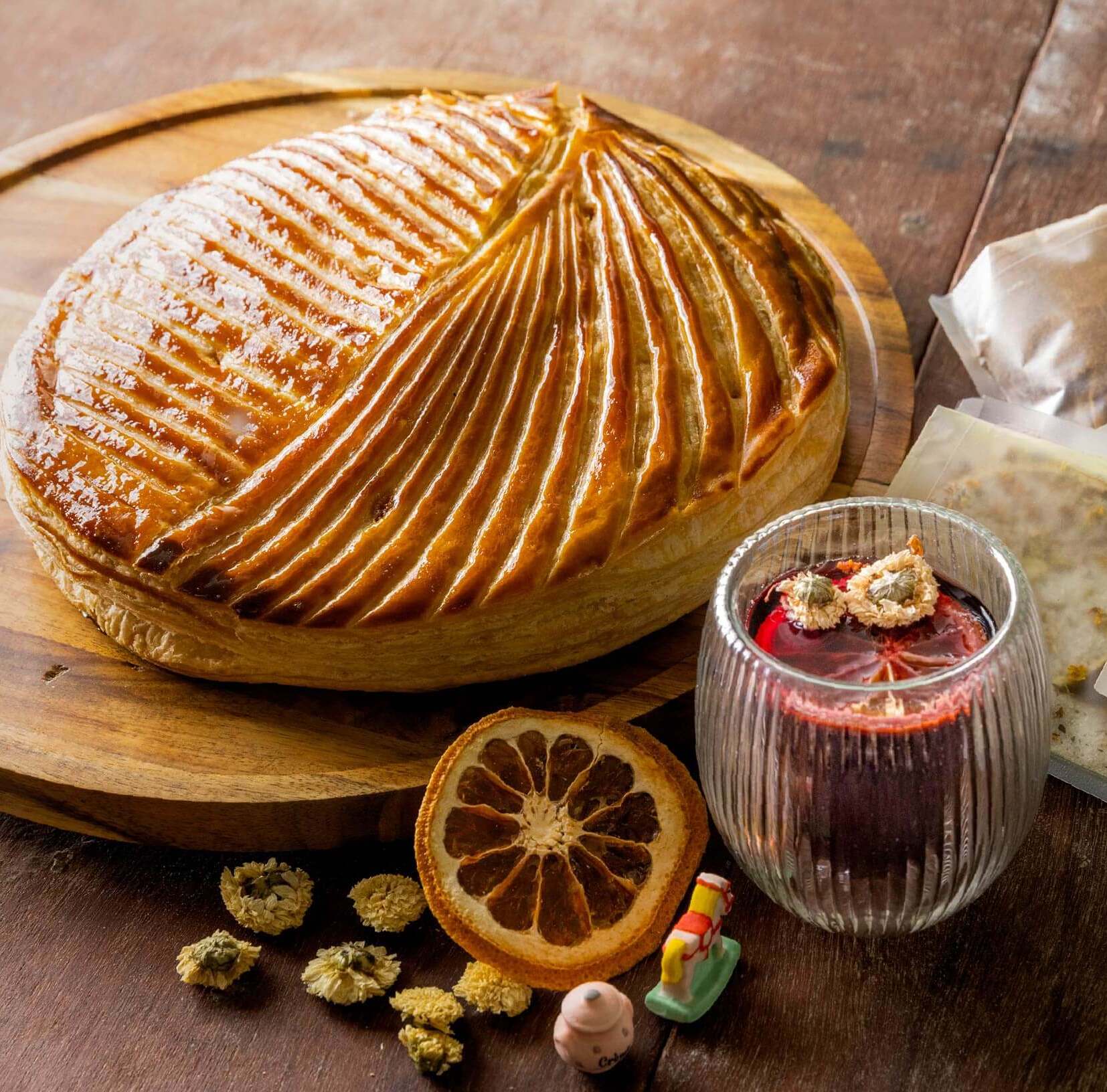 2021冬|經濟日報|小草作x吉可頌 推出限量「共饗微醺禮盒」